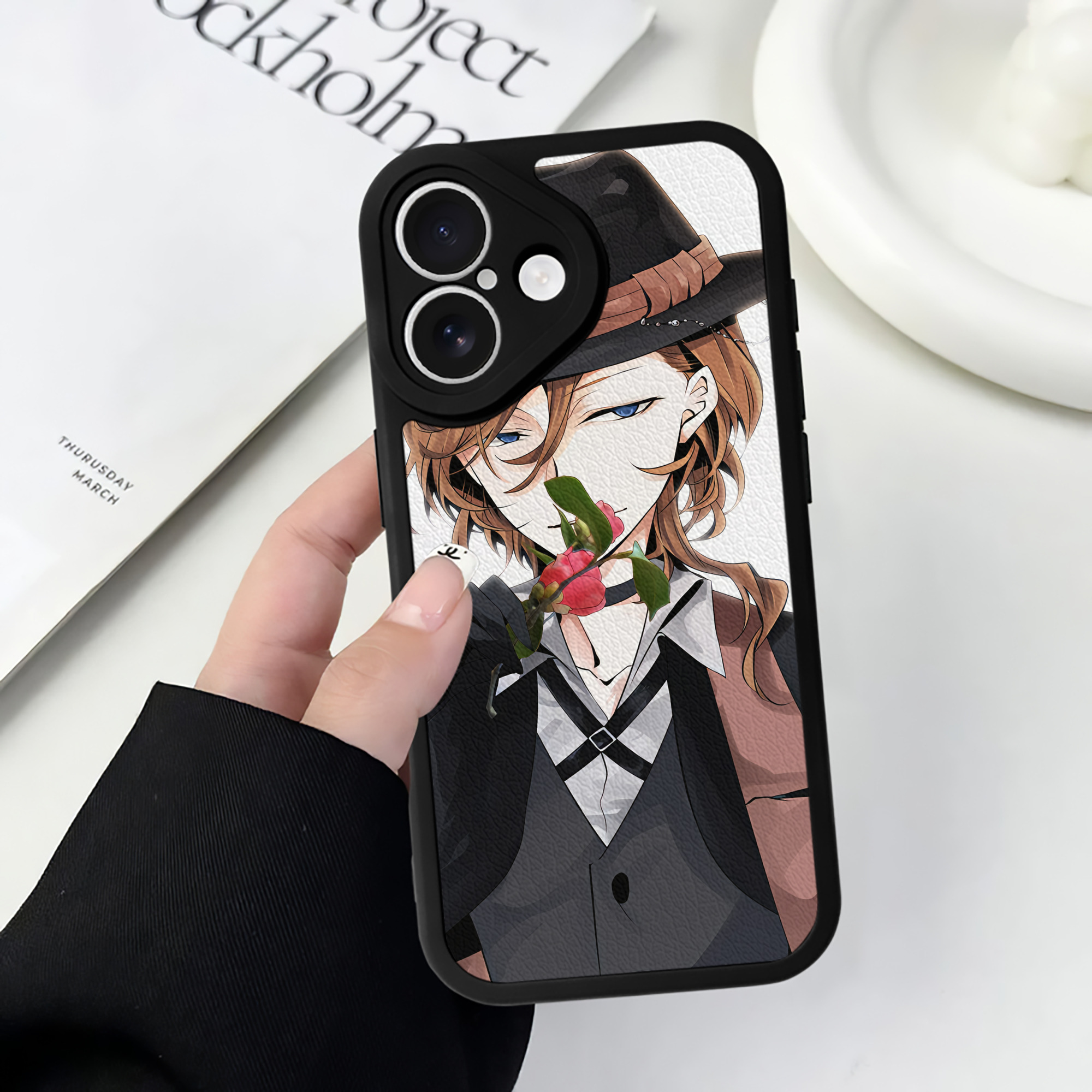 （画像用） 文豪ストレイドッグス Bungo Stray Dogs 【iPhone 16シリーズ対応】シリコンスマホケース（レザー調） 材質：シリコン